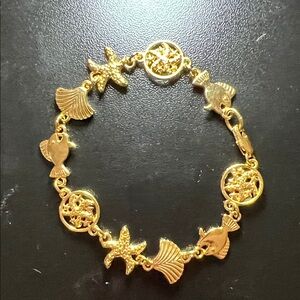 7 inch Gold Starfish and Shell Bracelet